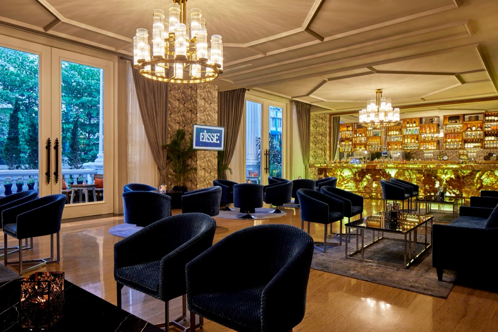Elisse Lounge photo 3