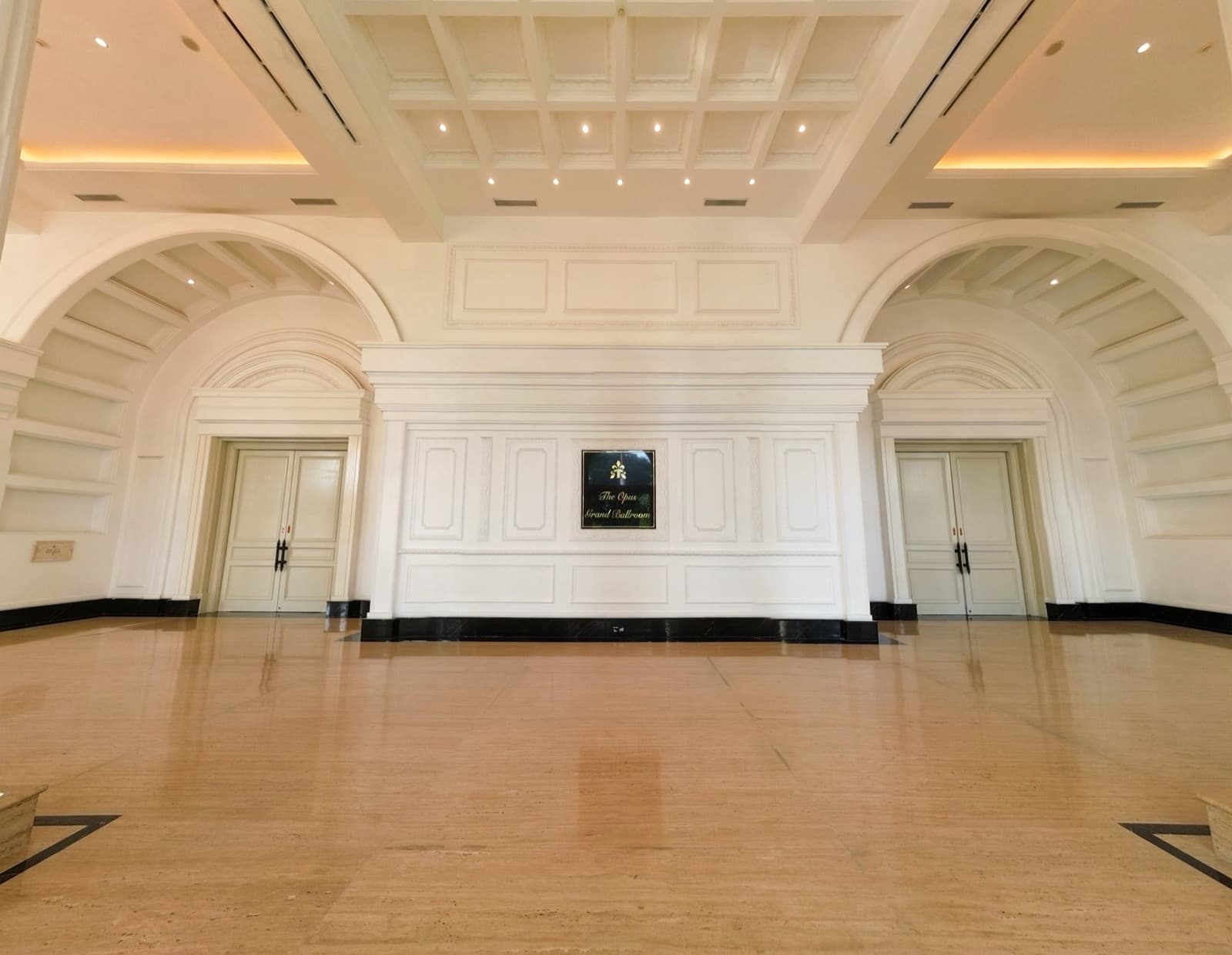 The Grand Opus Ballroom photo 15