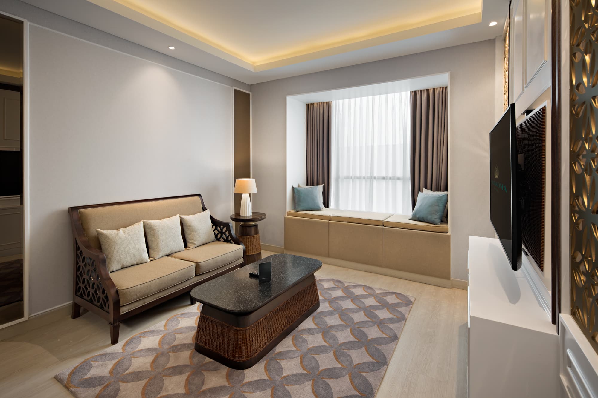 Sutasoma Suite living room